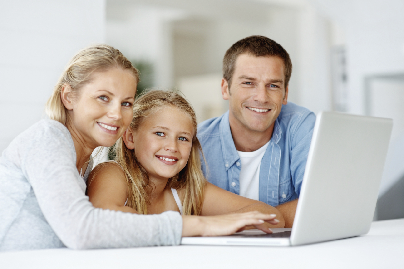 Family on computer