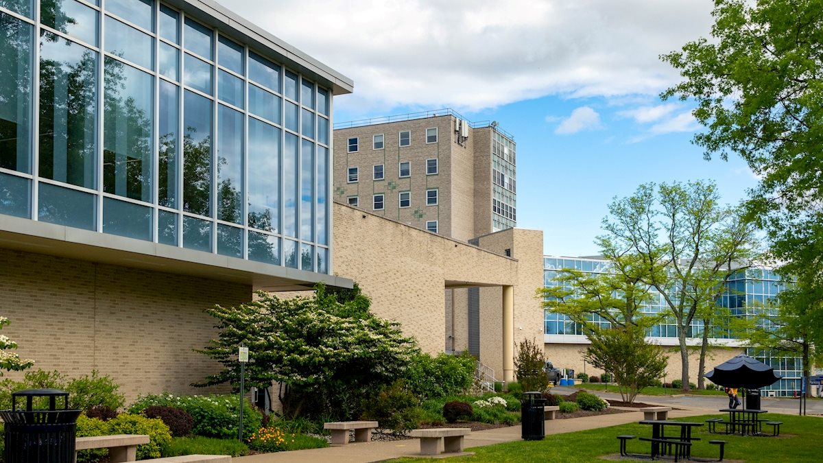 Alumni invited back to WVU School of Dentistry for annual spring reunion