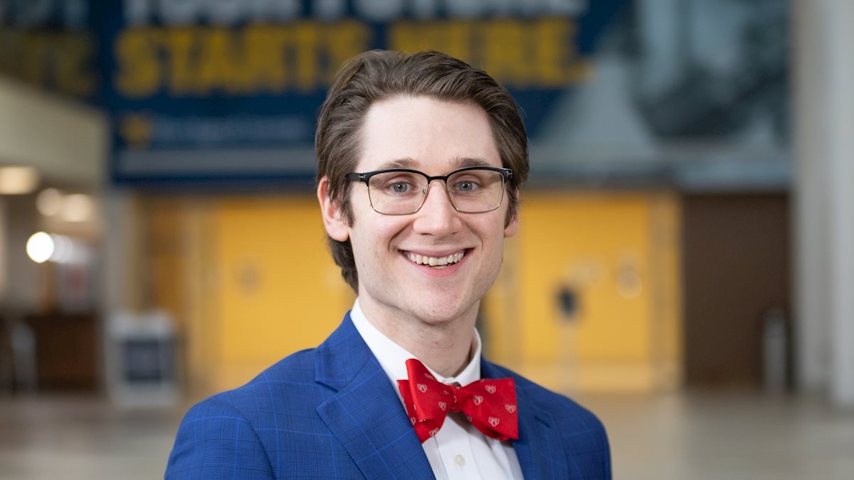 Alumnus returns as dental specialist to treat complex maxillofacial issues