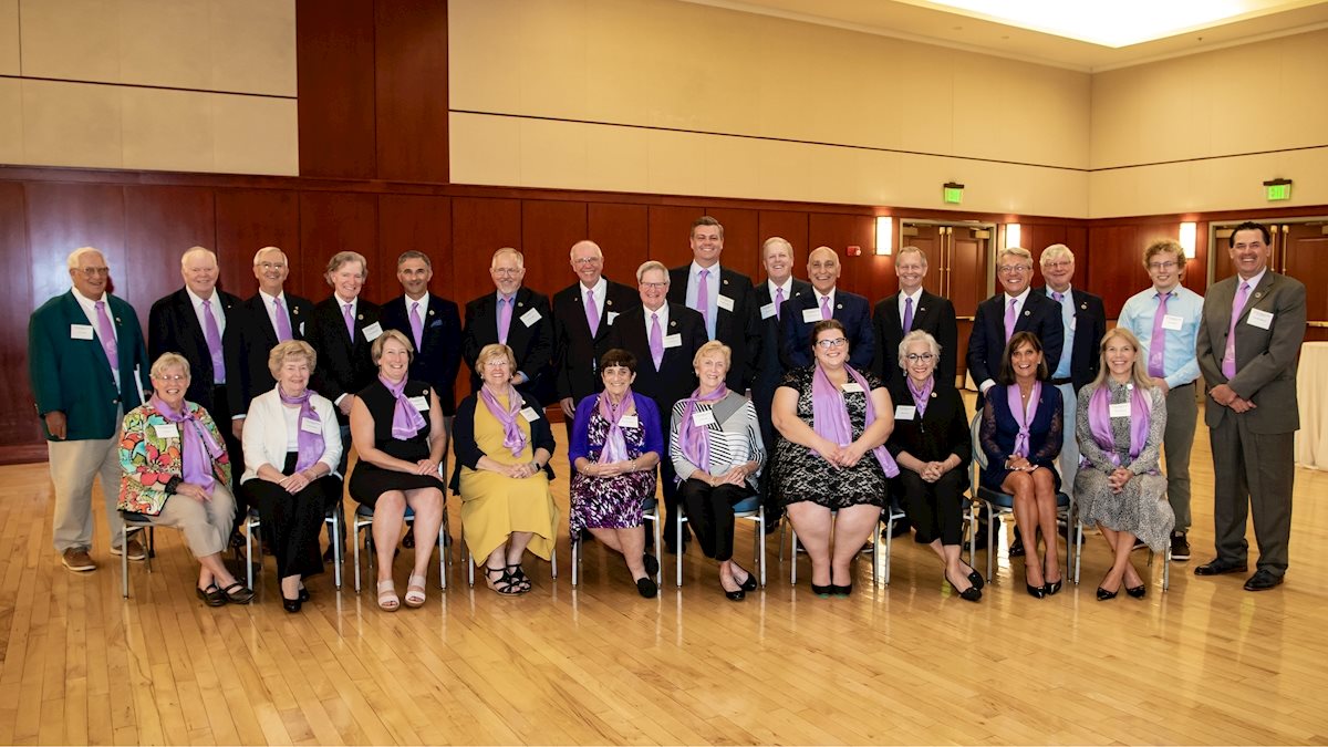 Dental school leadership council creates honorary society for donors