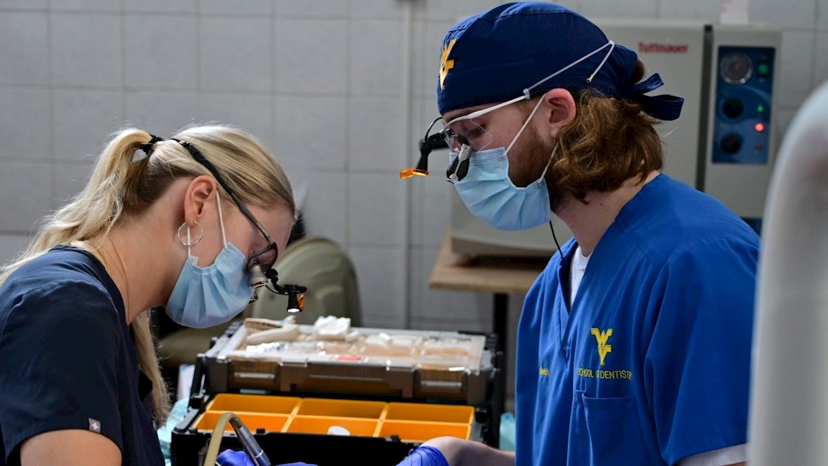 Dental students provide care through mission trip to Guatemala