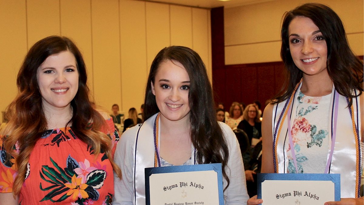 Department of Dental Hygiene celebrates seniors and award recipients