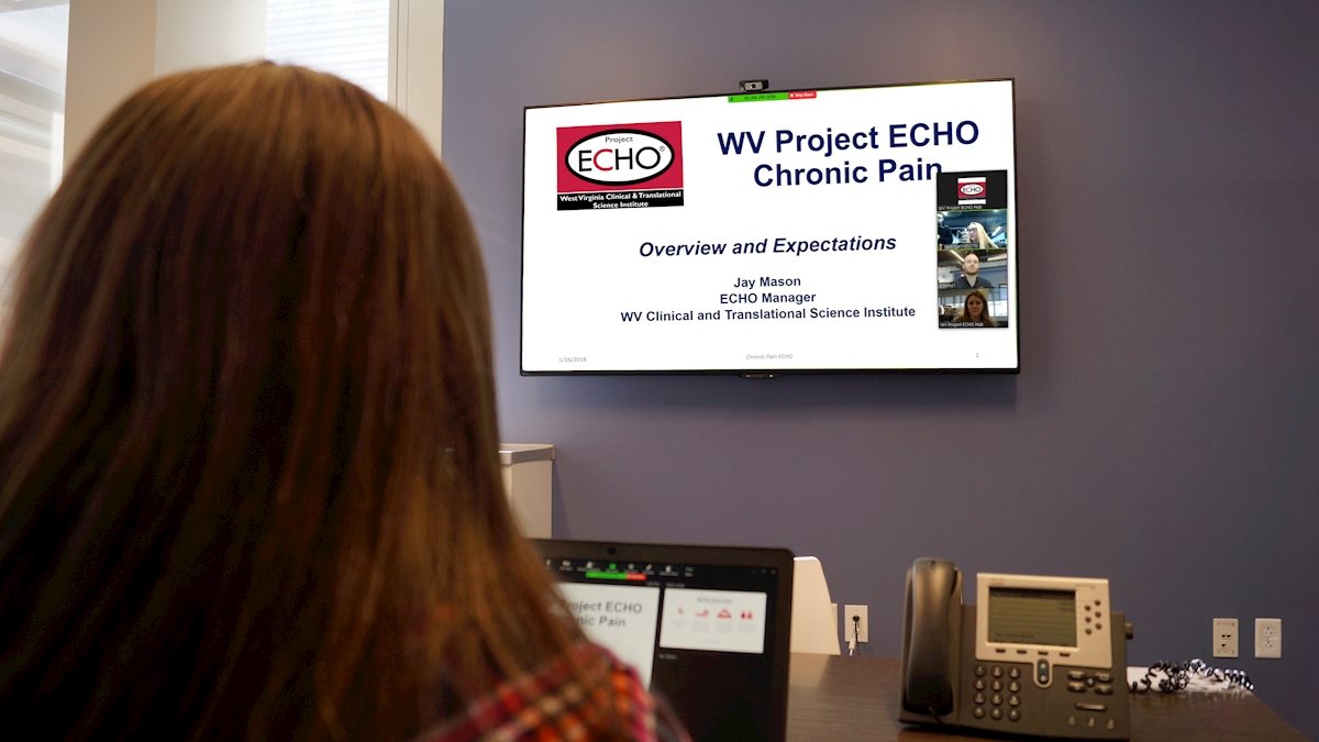 Doctors target opioid epidemic by learning new approaches to pain