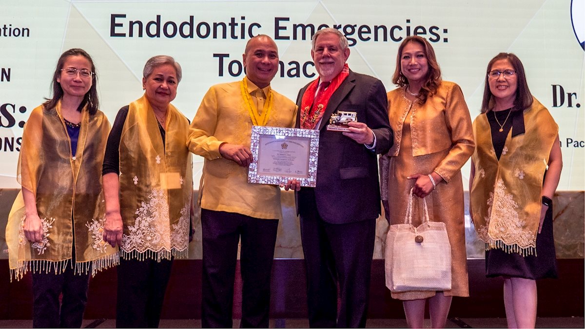 Dorn serves as keynote speaker at convention in the Philippines