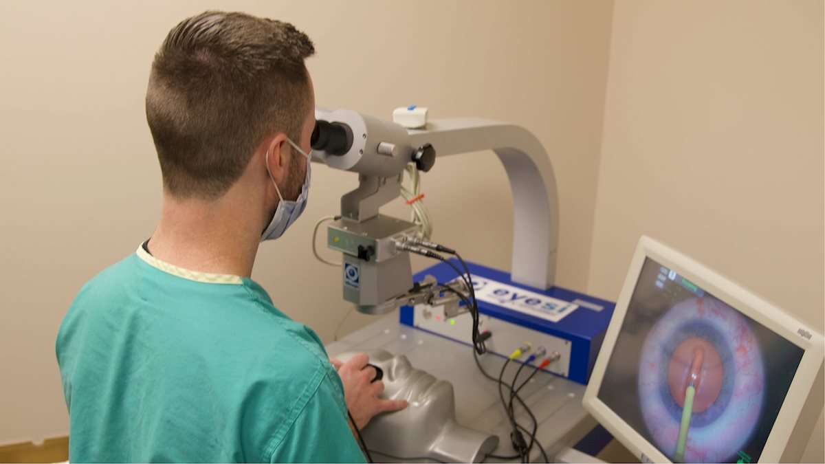 EyeSi surgery simulator offers unique training opportunity for WVU residents