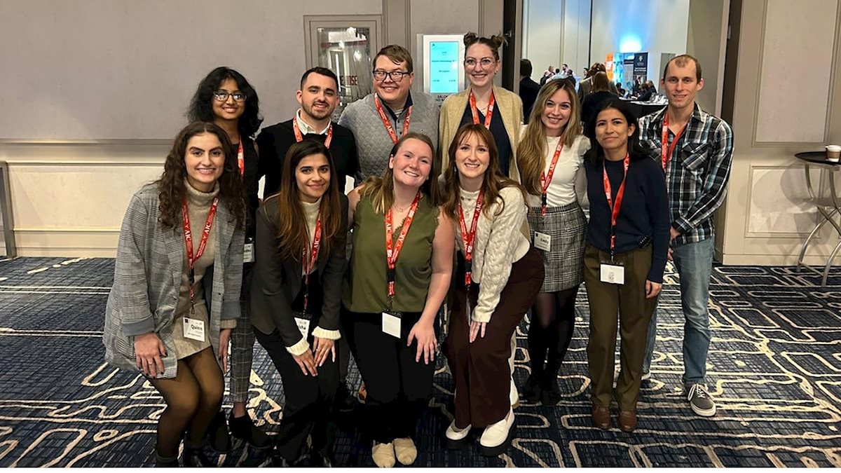 Immunology and Microbial Pathogenesis graduate students awarded at