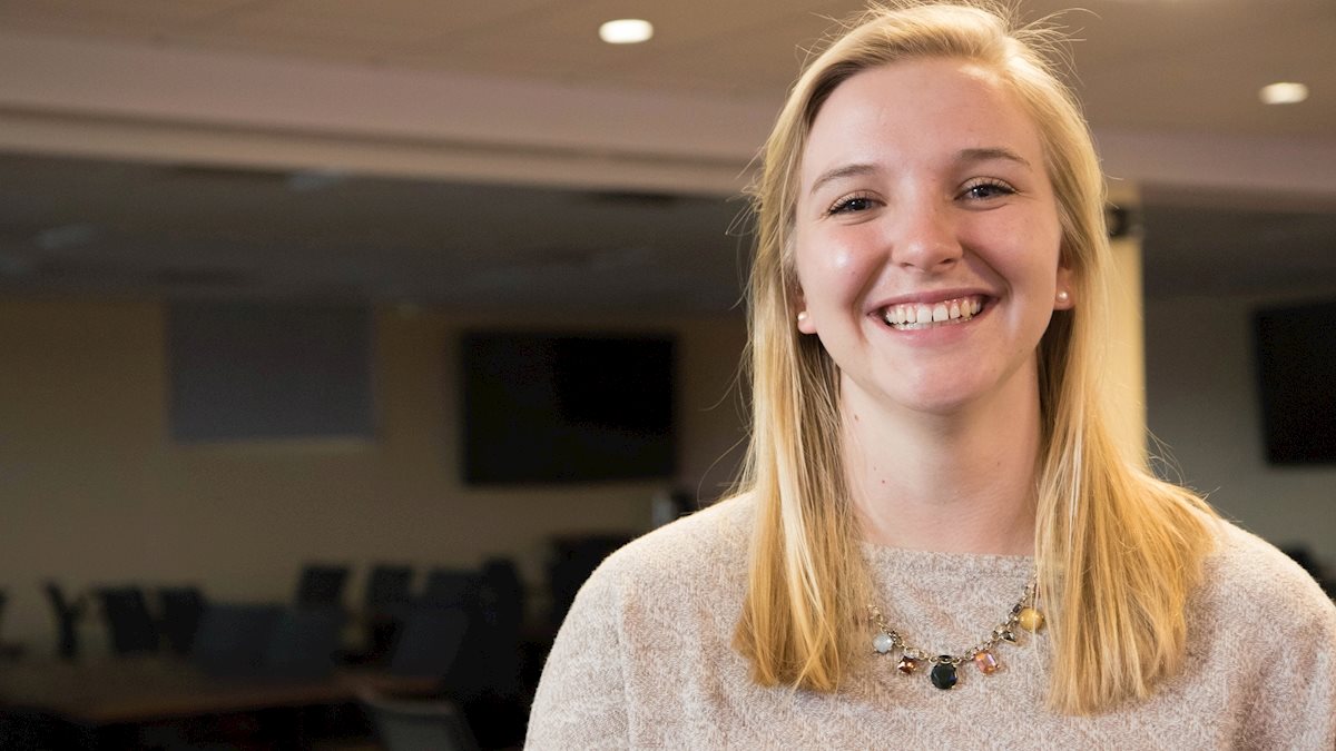 MEET THE GRADS: First generation college student's fascination with physiology sparks career in physical therapy