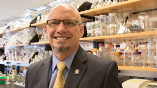 NIH awards WVU $11.2 million for interdisciplinary cancer research