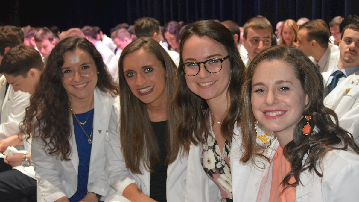 School of Medicine faculty invited to 2020 M.D. White Coat Ceremony