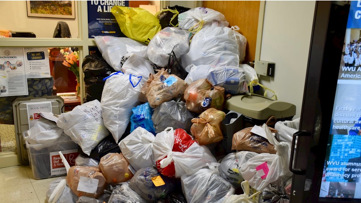 SoP students collect empty Coca-Cola products to help WVU Medicine Children's