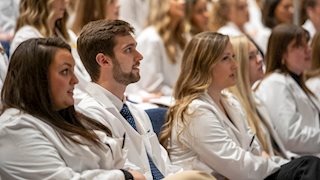 Sophomores welcomed into the study of nursing during Spring 2023 Pledge Ceremony