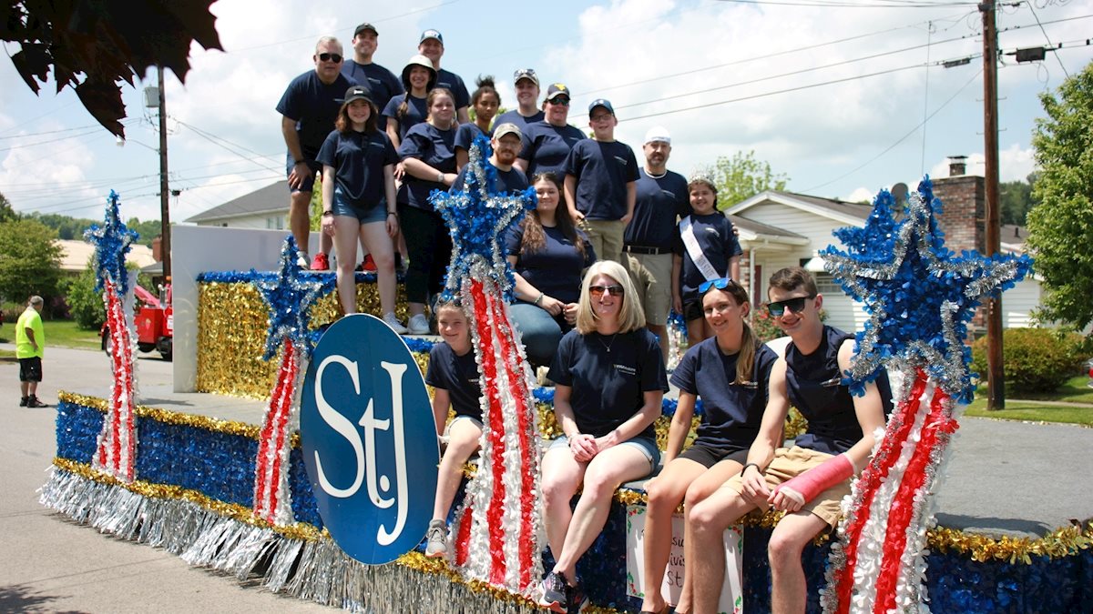 St. Joseph’s Hospital celebrates its fivestar award in the West Virginia Strawberry Festival