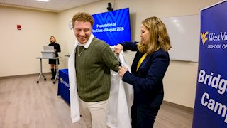 Third WVU Nursing Bridgeport Campus cohort participates in Pledge Ceremony