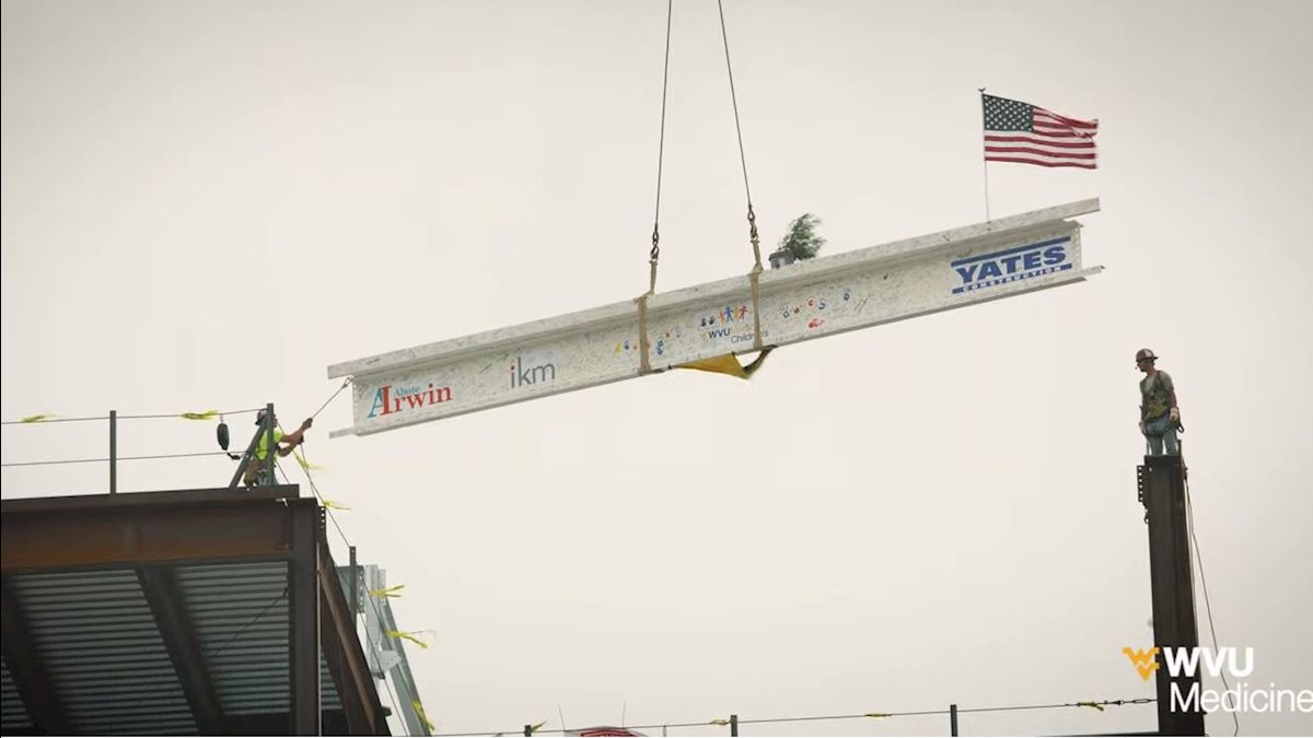 VIDEO: Final WVU Medicine Children's beam glides into place