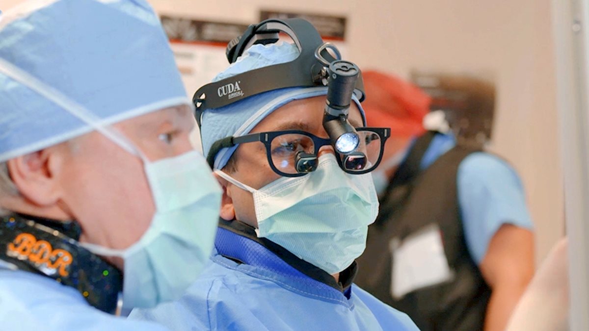 WVU Heart and Vascular Institute receives six Healthgrades’ national recognitions