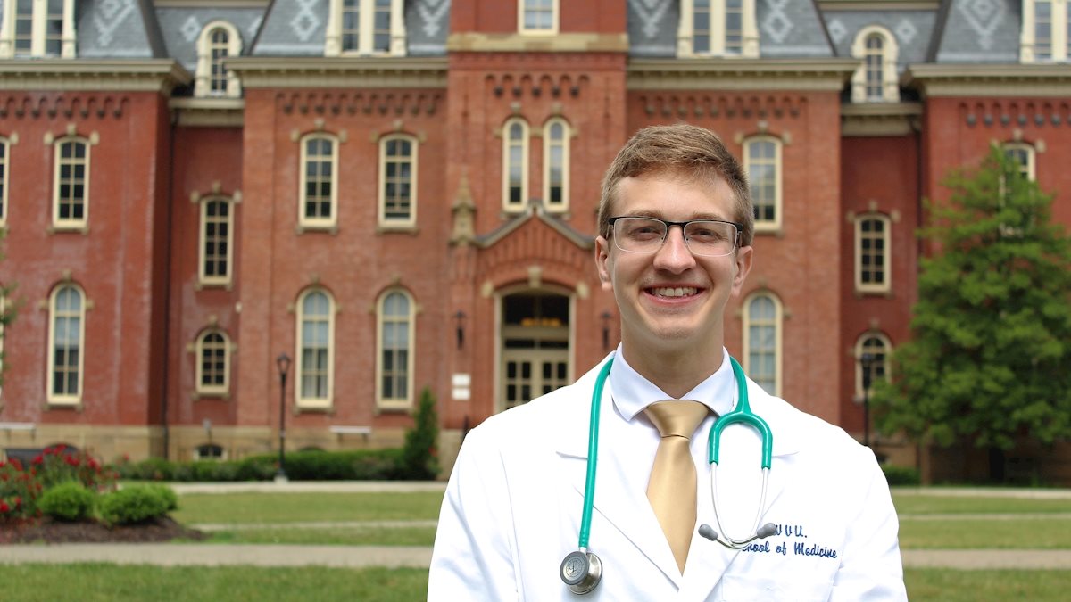 WVU medical student selected for prestigious NIH scholars program, hopes to put knowledge to work in his home state