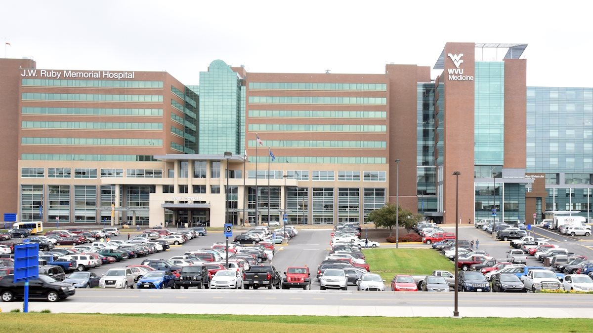 WVU Medicine J.W. Ruby Memorial Hospital labs receive accreditation 