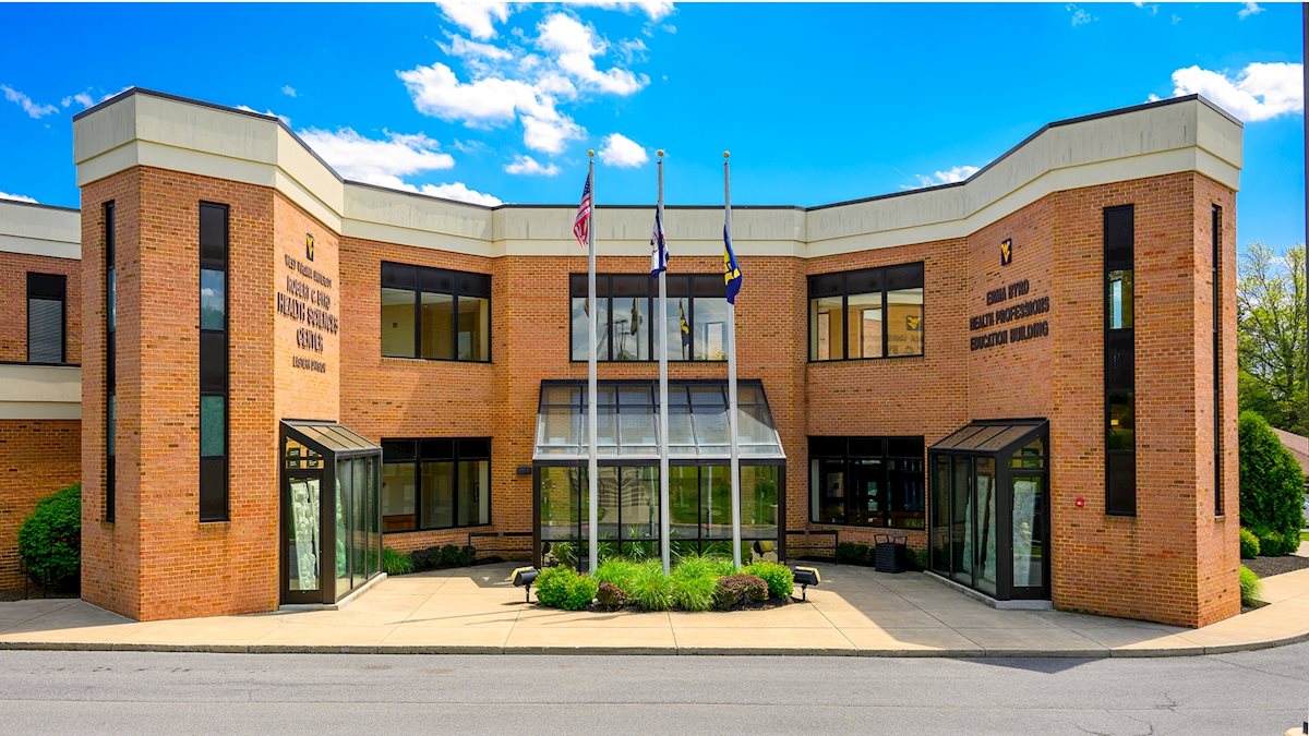 WVU School of Medicine Eastern Campus welcomes 12 residents across 2 residency programs