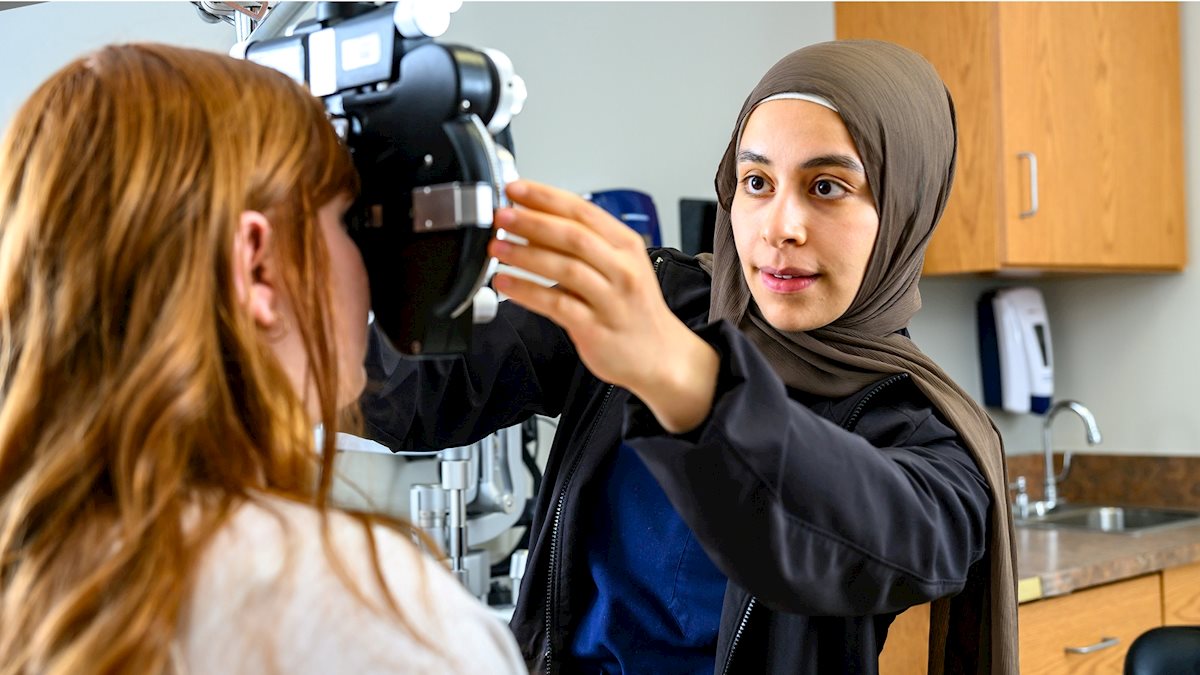 WVU School of Medicine offers increased opportunities for residents and fellows through expansions to GME programs