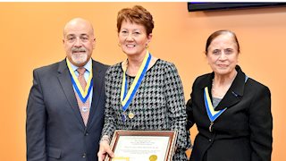 WVU School of Nursing Charleston’s Dr. Theresa Cowan Inducted to WVU Health Sciences 2019 Academy of Excellence In Teaching and Learning 