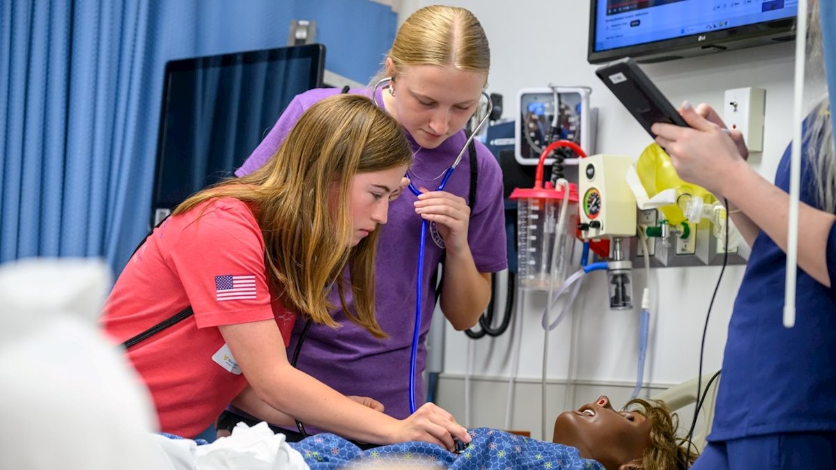 WVU School of Nursing hosts third annual Day Camp for high schoolers interested in nursing