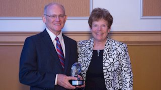 WVU School of Pharmacy’s Terry Schwinghammer recipient of national educator award